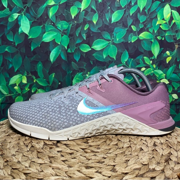 Nike metcon 4xd purple metallic grey - Picture 3 of 7